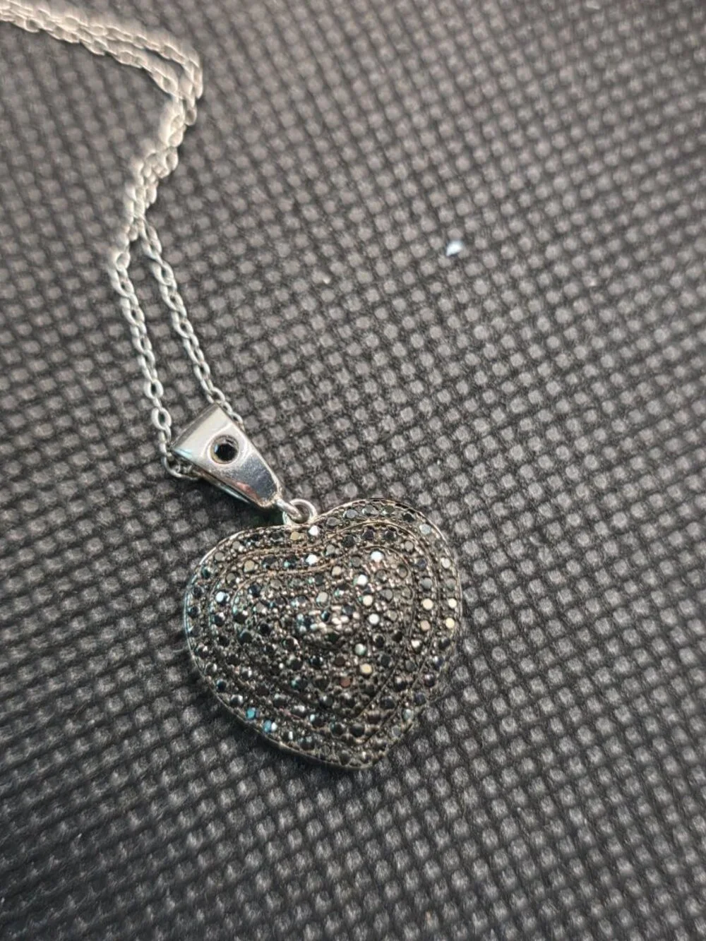 925 Sterling Silver FZN Marcasite Heart Pendant Necklace 18.5